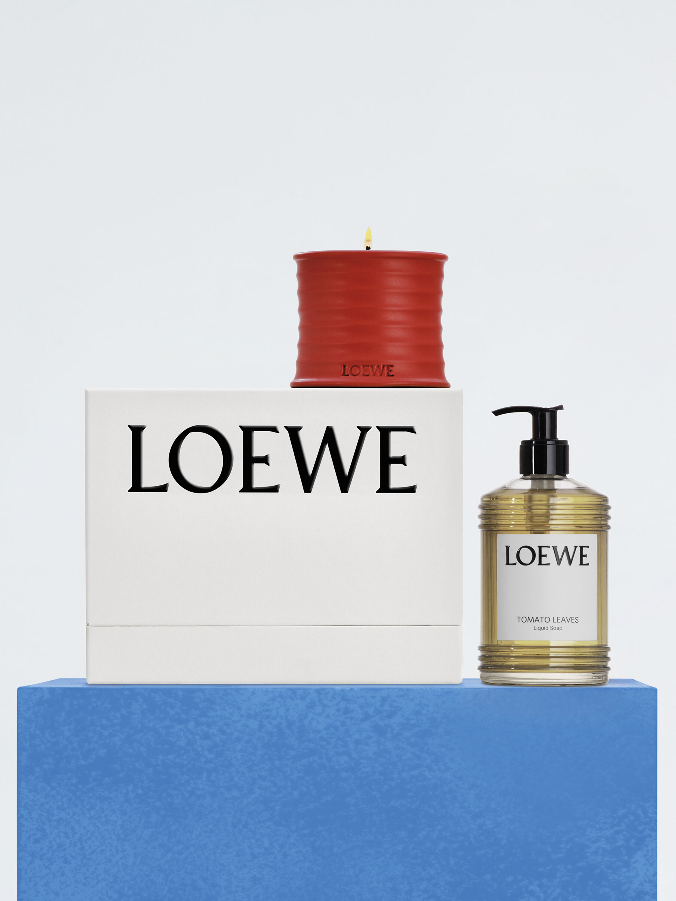 Todos los perfumes de LOEWE disponibles en nuestra tienda oficial