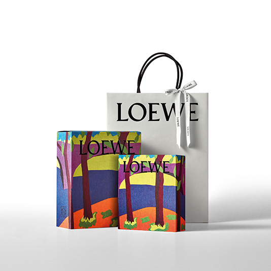 Empaquetado de temporada - Perfumes LOEWE